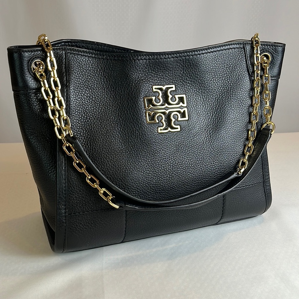 Tory Burch | Women's Britten Small Slouchy Tote in Pebbled Leather (Black)